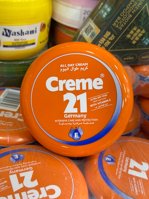 کرم مرطوب کننده ۲۱ Creme 21 آلمان | حاوی ویتامین E